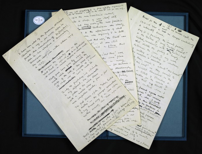 'In Parenthesis' three-page holograph introduction. 